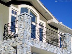 wrought-iron-belly-baluster-railing calgary